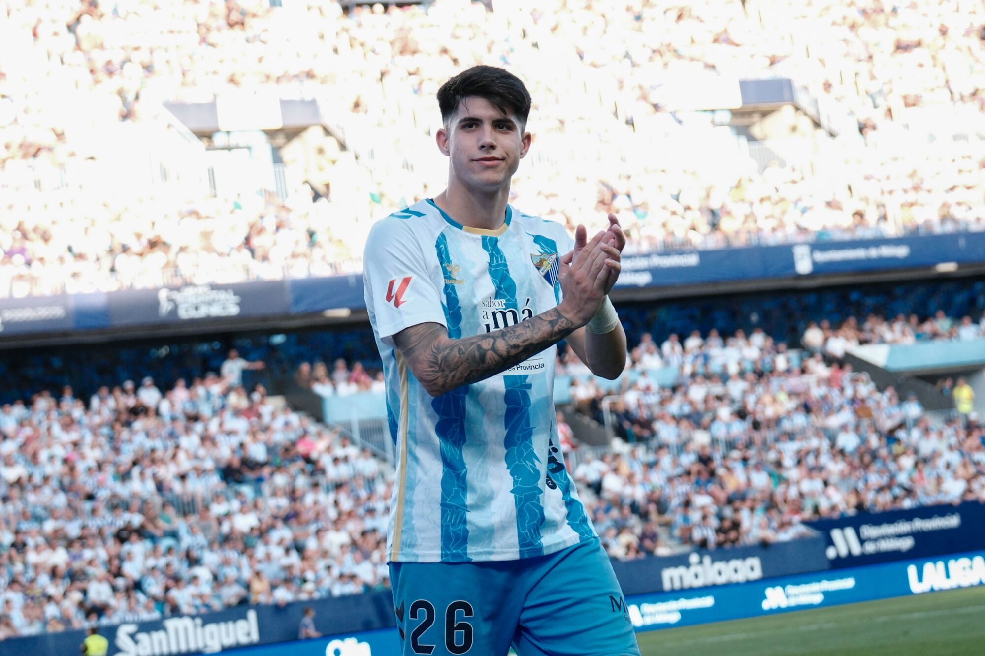 El Málaga CF se enfrenta al Granada CF en La Rosaleda en la jornada 38 de la Liga Hypermotion 2024/2025