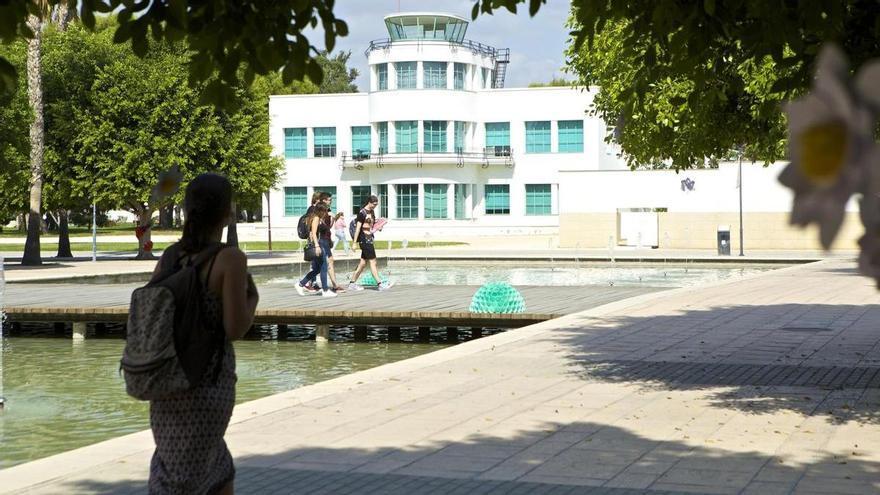 La Universitat d’Alacant firma un nou conveni amb l’Associació Valenciana de Meteorologia Josep Peinado