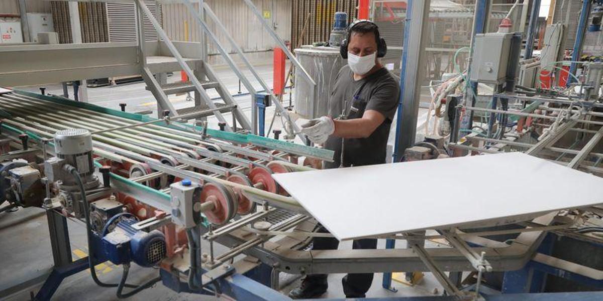 El sector cerámico de Castellón se lanza a por los fondos europeos para modernizarse