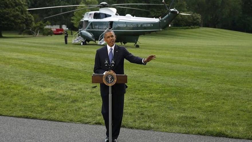 Obama piensa en una acción militar &quot;selectiva&quot; en Irak pero se tomará unos días