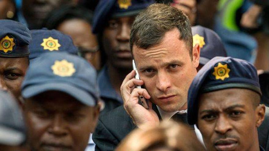 Un trabajador social propone tres años de arresto domiciliario para Pistorius