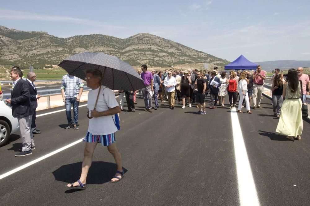 Inauguración  tramo de 5 kilómetros de la nueva A-33 en la Font de la Figuera