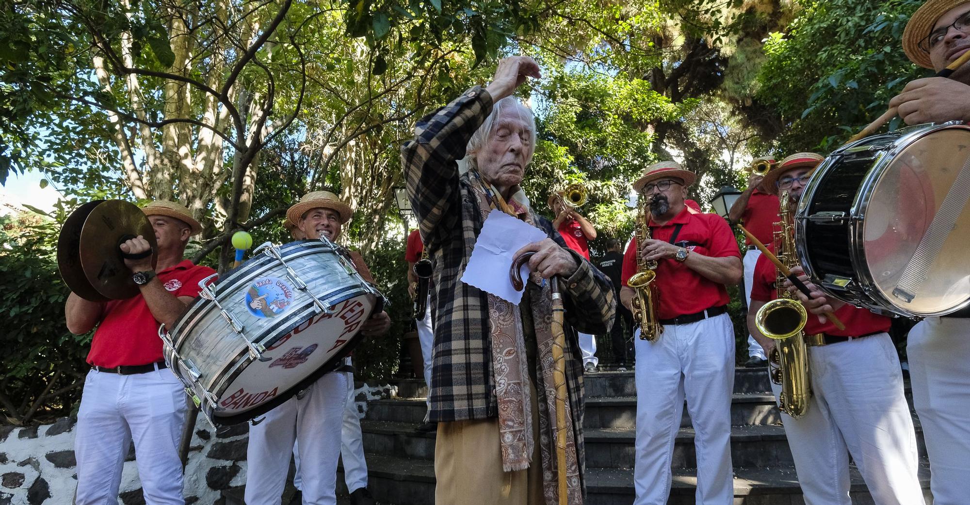 Agaete celebra el cumpleaños del artista Pepe Dámaso