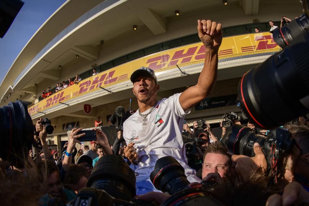 Lewis Hamilton celebra su séptimo título mundial