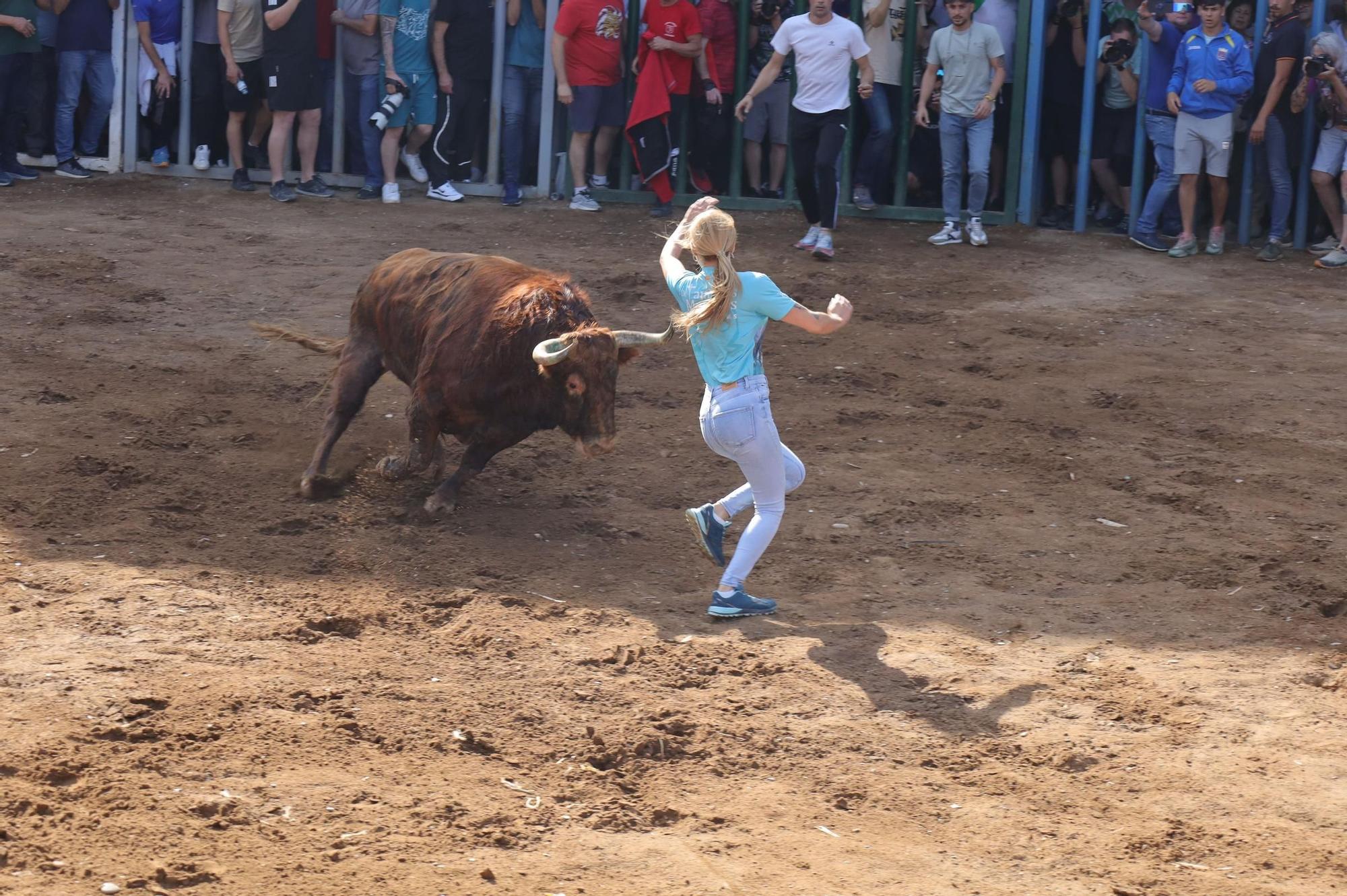 Los mejores momentos de la tarde taurina del martes de fiestas en Almassora