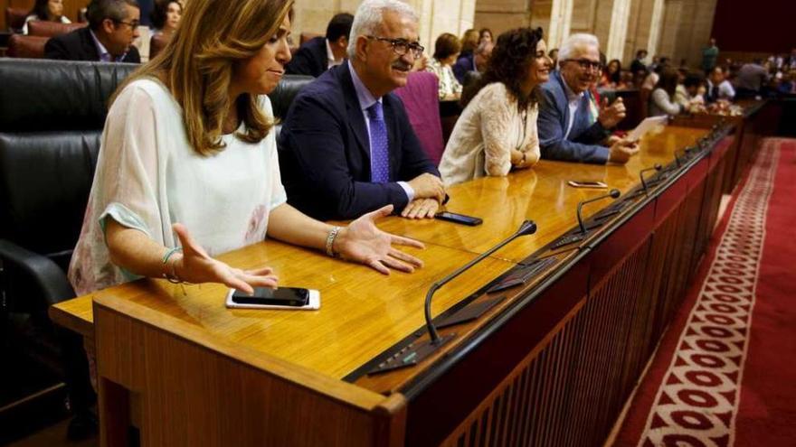 Díaz, ayer, en su escaño del Parlamento andaluz. // Reuters