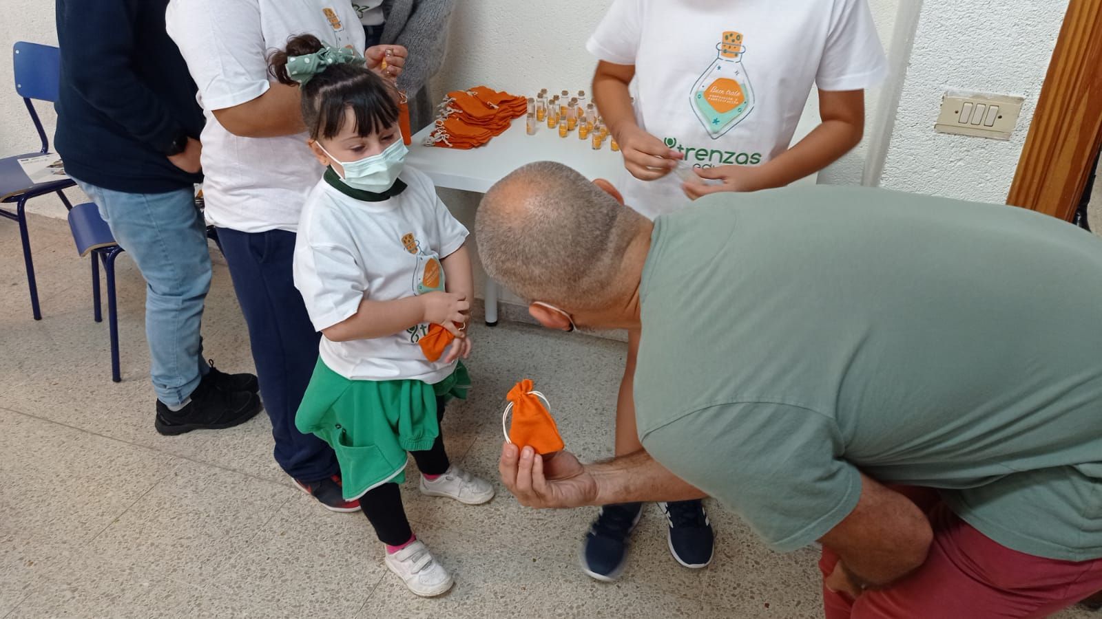 Presentación del programa Trenzas que promueve la Fundación Educo y la Fundación Farrah