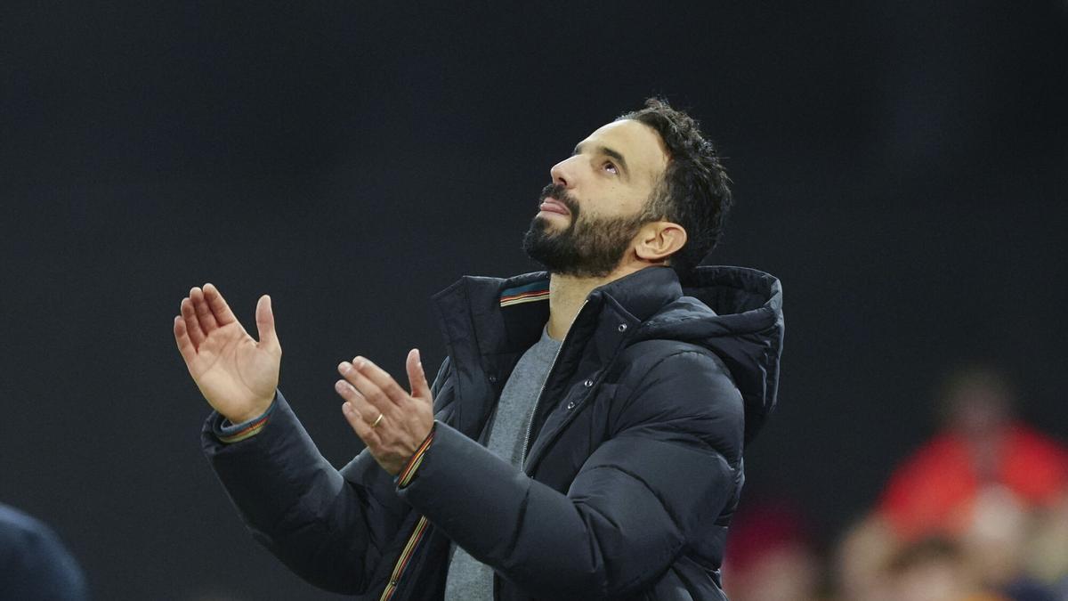 ¡Menudo chicharro! Rashford quería más y marcó este tremendo golazo