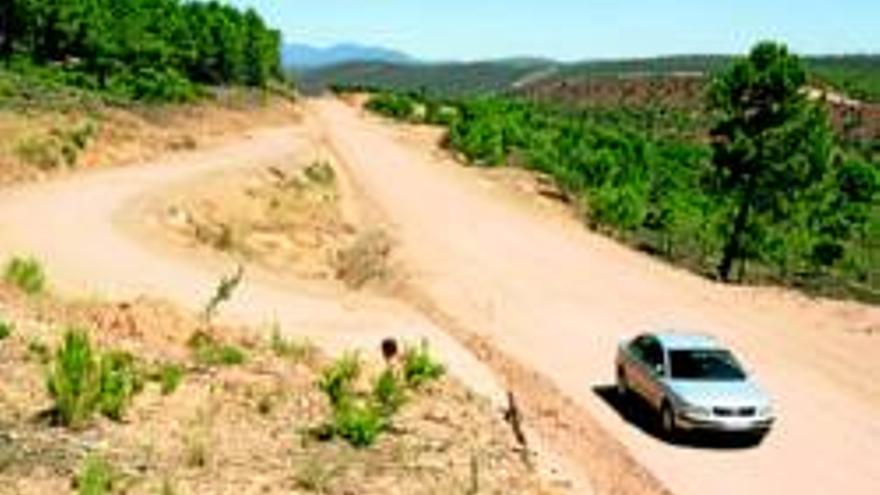 Adjudicada la finalización de la carretera de Helechosa a la N-502