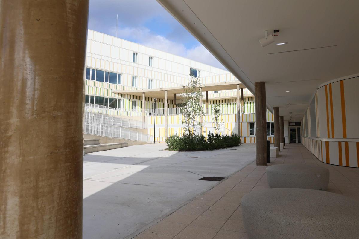 Así es el instituto más caro de Asturias: un recorrido por el IES Margarita Salas de La Corredoria