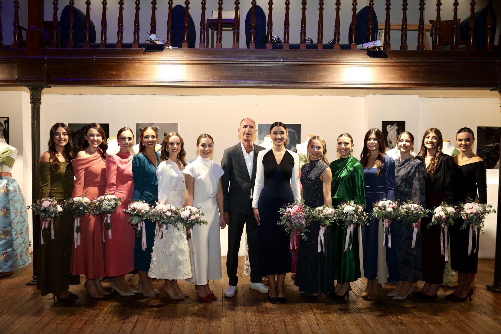 Sedería Tradicional Valenciana presenta las telas de la corte de honor 2026