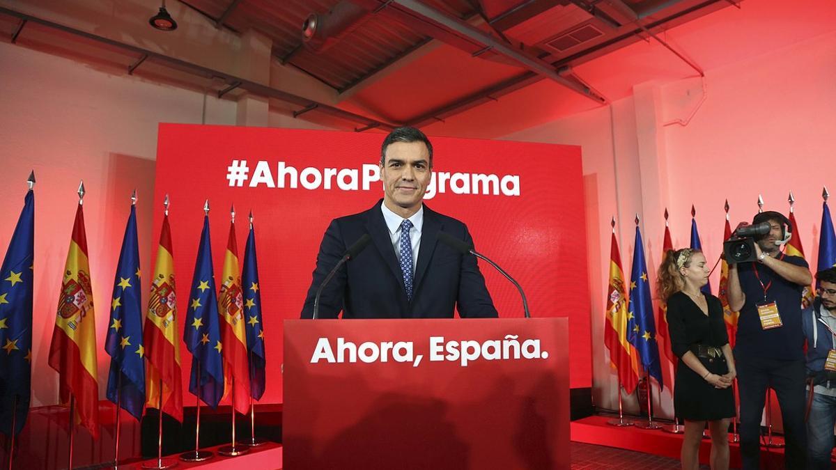 Pedro Sanchez presentando el programa electoral del 10N