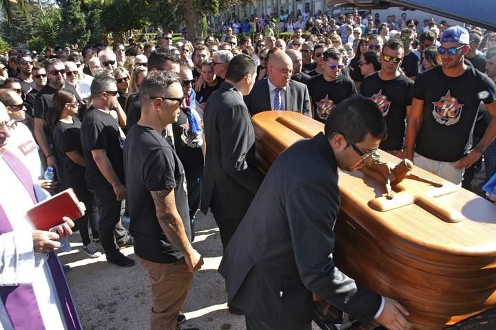 Moaña y el mundo del motor acompañan a Dani Rivas en su funeral