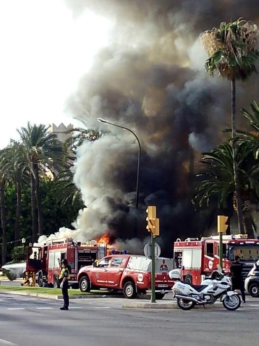 Bus brennt in Palma