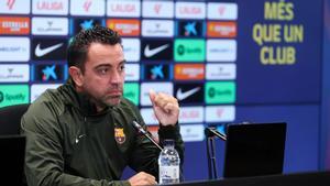 Xavi Hernández, durante una rueda de prensa en la CE Joan Gamper