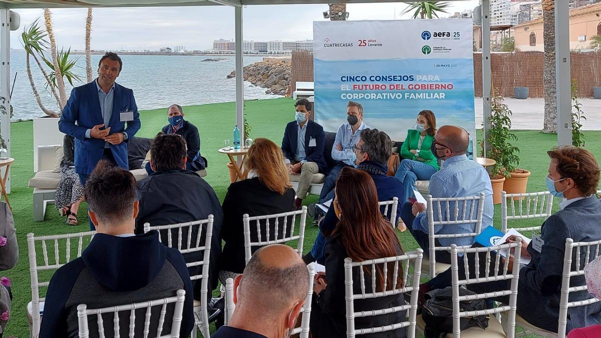 Imagen de la jornada «Cinco consejos para el futuro del gobierno corporativo familiar».