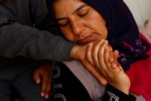 La mirada de la fotógrafa Susana Vera sobre las victimas del mortal terremoto en Turquía