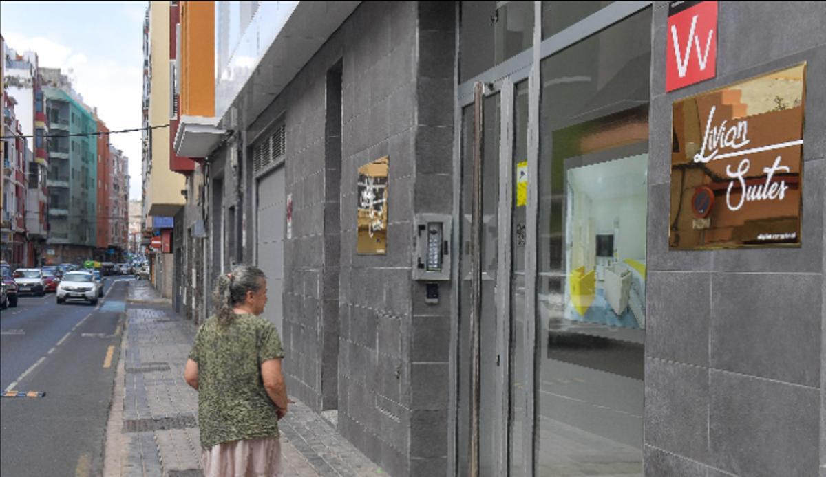 Entrada de un inmueble en el que hay viviendas vacacionales.