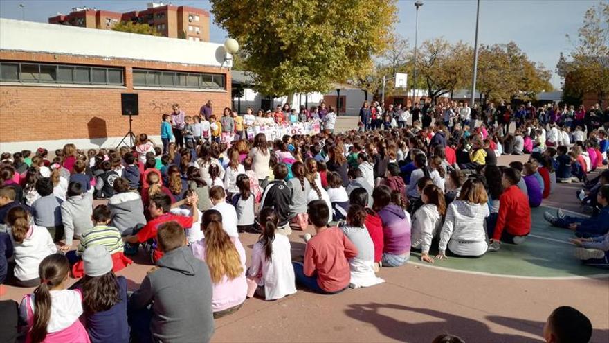 El CEIP Juan de Mena crea un calendario de igualdad