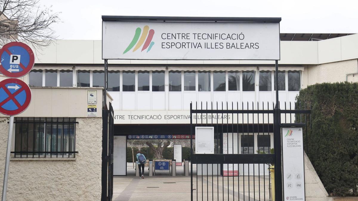 CENTRE TECNIFICACIÓ ESPORTIVA DEPORTIVA ILLES BALEARS. IES CETEIB.