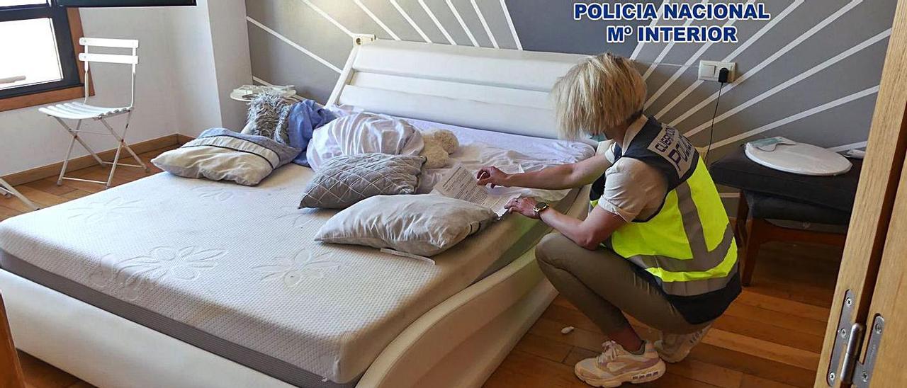 La policía registró en las últimas horas los chalets de Vigo y Poio denominados como “La Suite”.