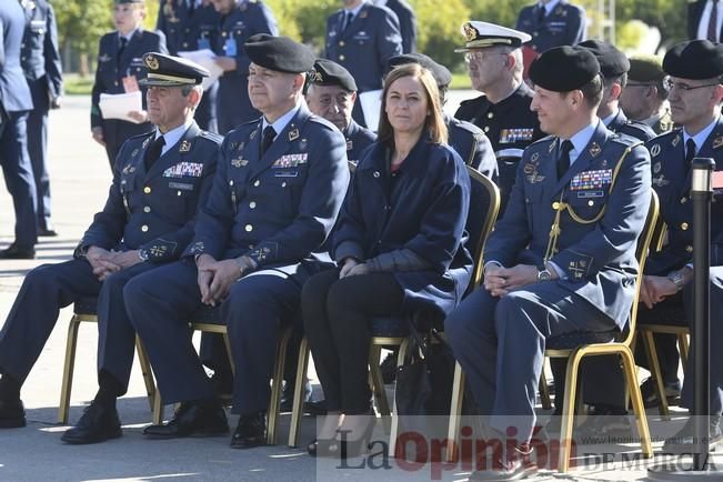 Homenaje al primer salto paracaidista militar en la Base Aérea de Alcantarilla