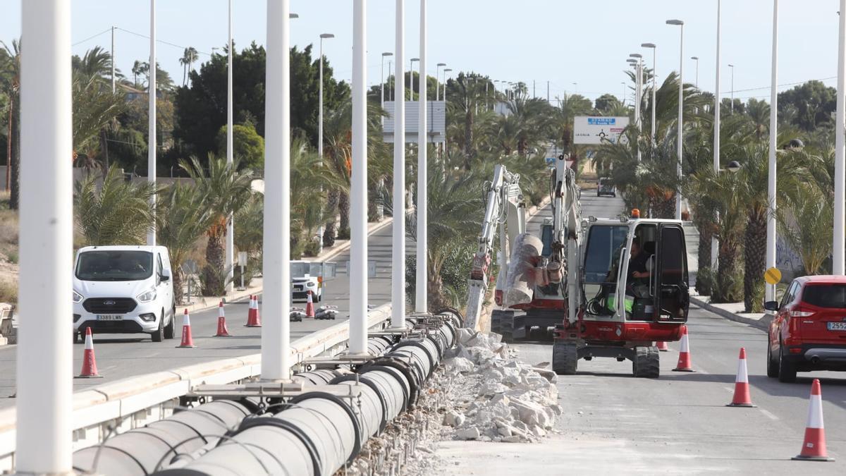 Obras en el puente del Bimil·lenari