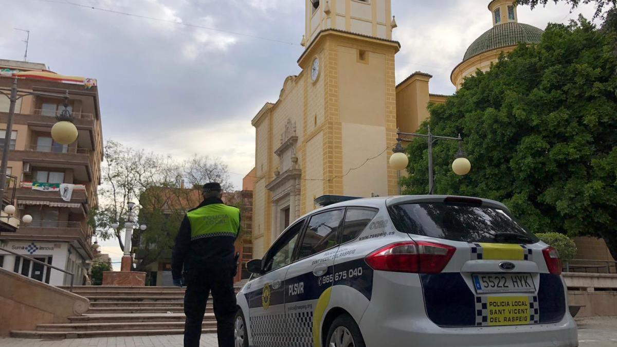 Repique de campañas a las 19 horas, cuando debería haber salido el Pare Vicent.