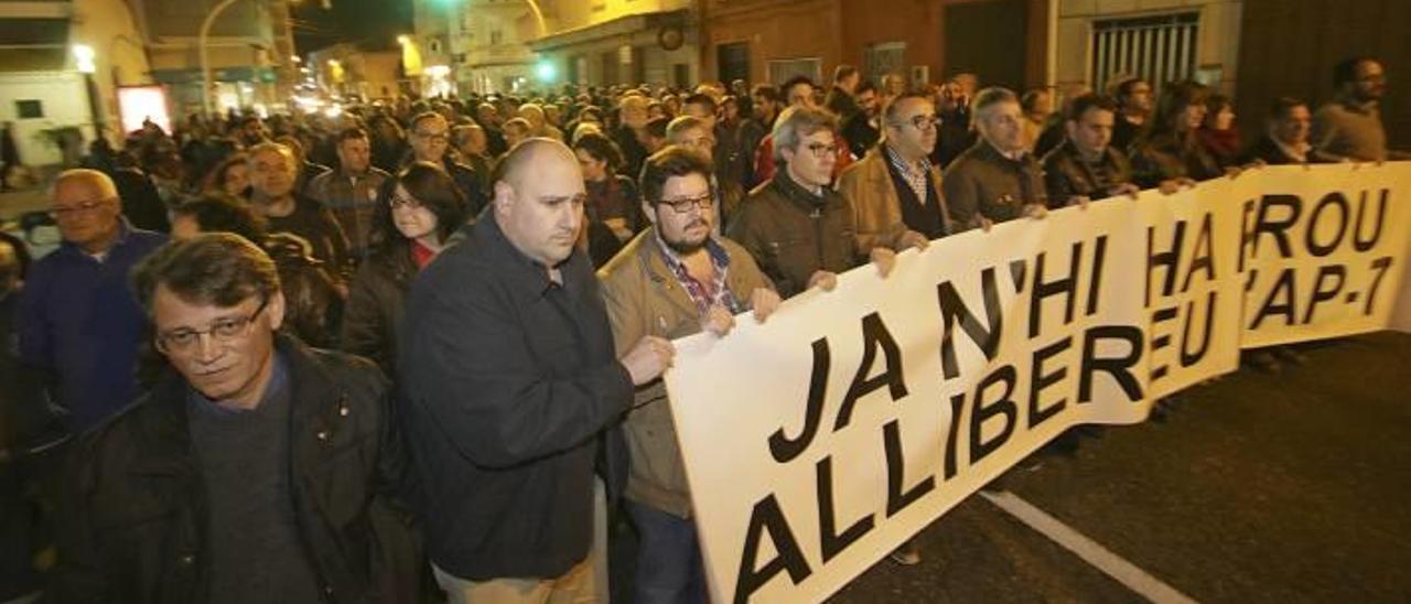 Clamor para poner fin a la travesía de la N-332 en el sur de la Safor