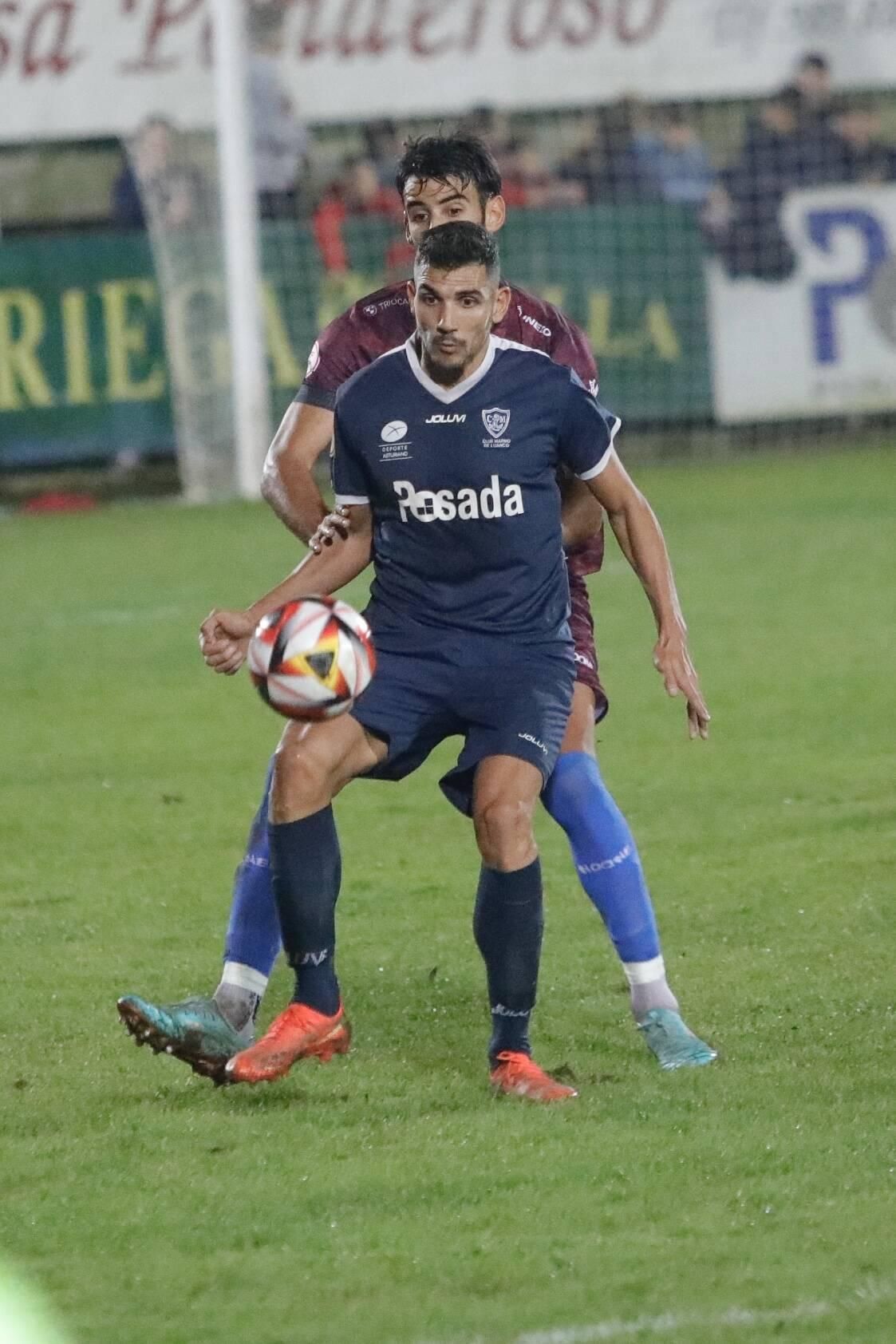 EN IMÁGENES: Así ha sido el derbi comarcal entre Marino y Avilés (0-0)