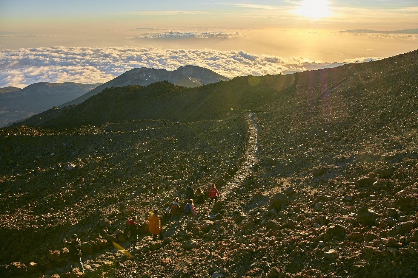 El Parque Nacional del Teide es uno de los monumentos naturales más singulares del mundo.
