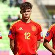Thiago Pitarch, en un partido con la selección española.