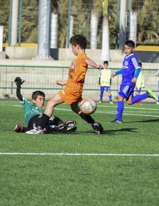 Futbol BASE. San Fernando - Playa del Hombre ...