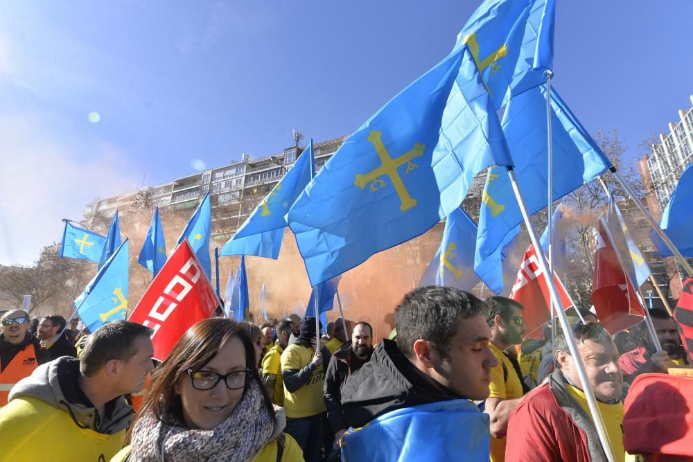 Manifestación de trabajadores de Alcoa en Madrid