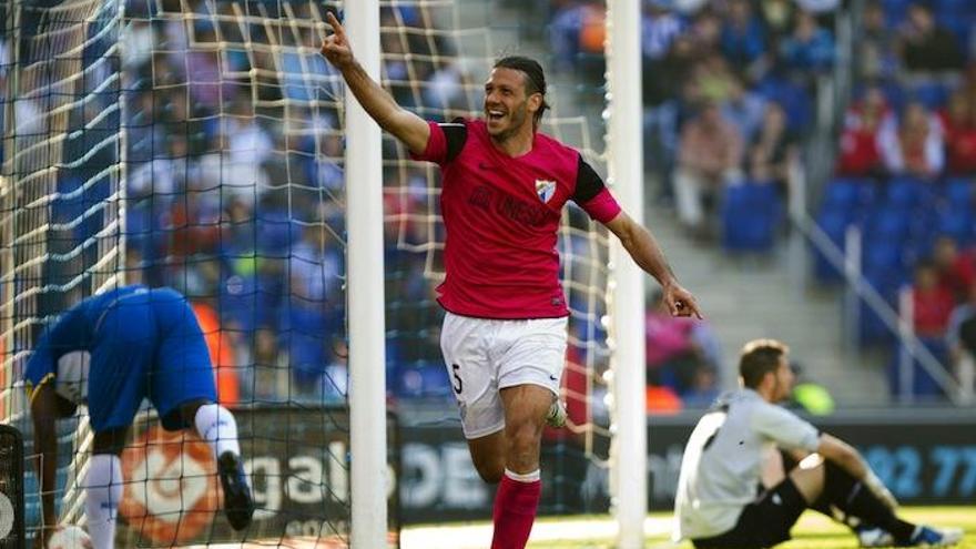 Demichelis celebra su gol en la 2011/2012.