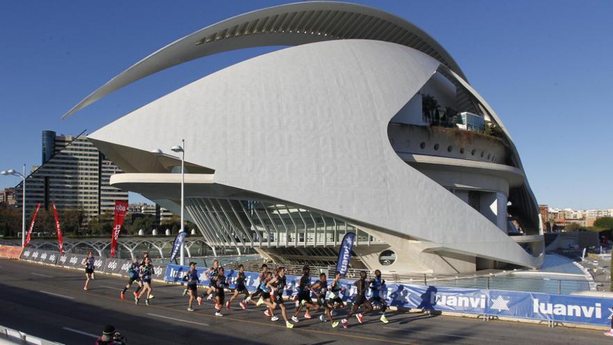 Maratón Valencia 2020: las imágenes del maratón y el Medio Maratón