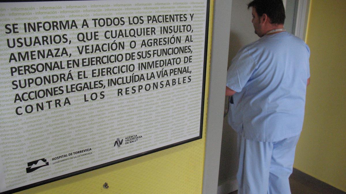 El Cecova denuncia el aumento de un 6,6% de agresiones a enfermeros