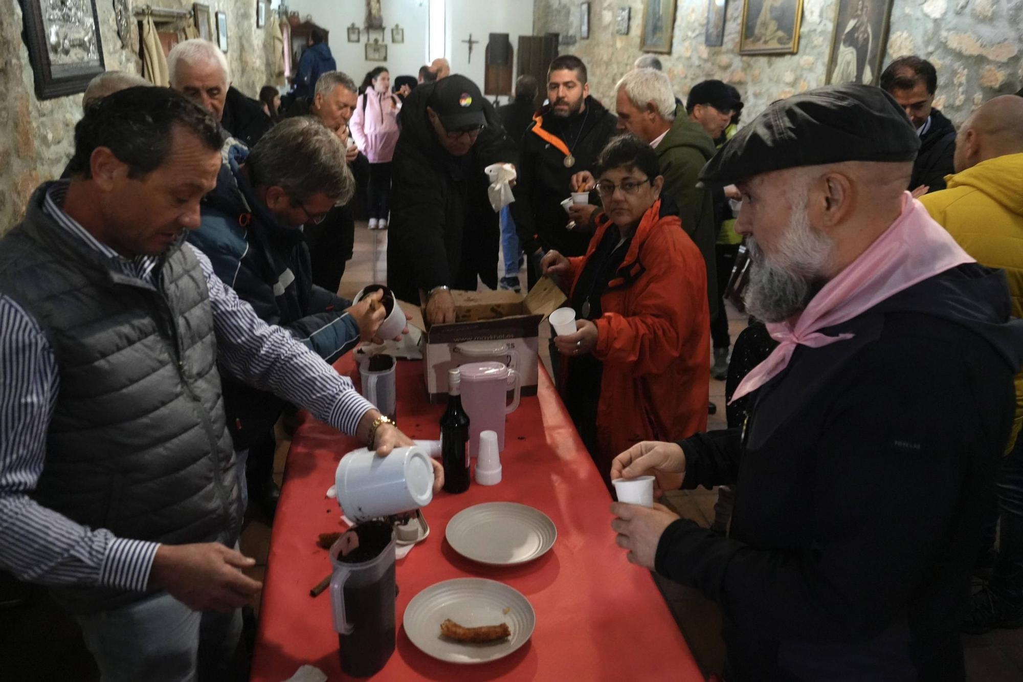 GALERÍA | El Cristo de Valderrey bendice los campos de Zamora