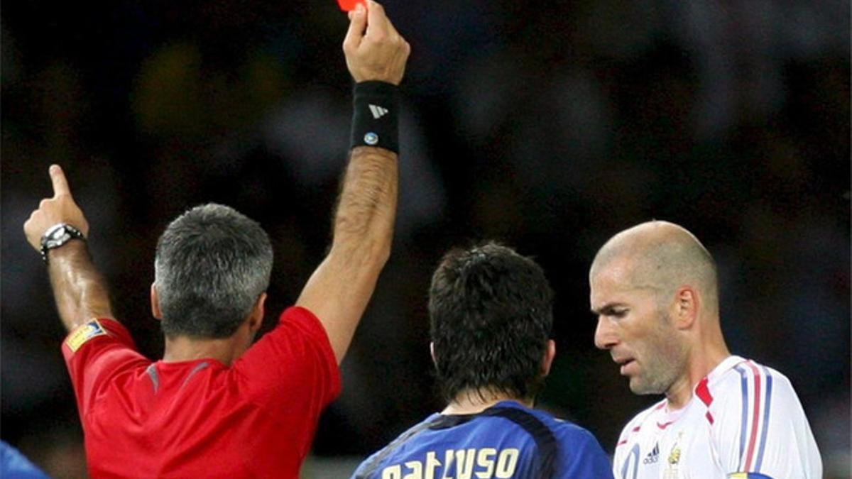 Zidane, en el momento de su expulsión por Elizondo en la final del Mundial 2006 frente a Italia
