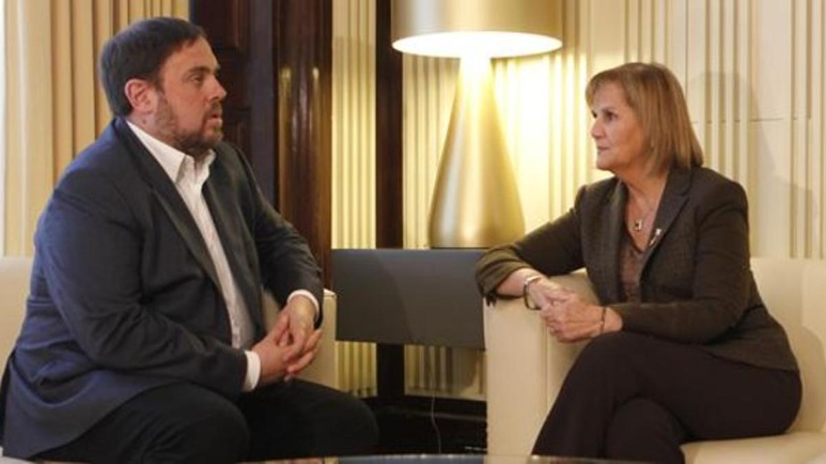 Oriol Junqueras y Núria de Gispert, en el Parlament.