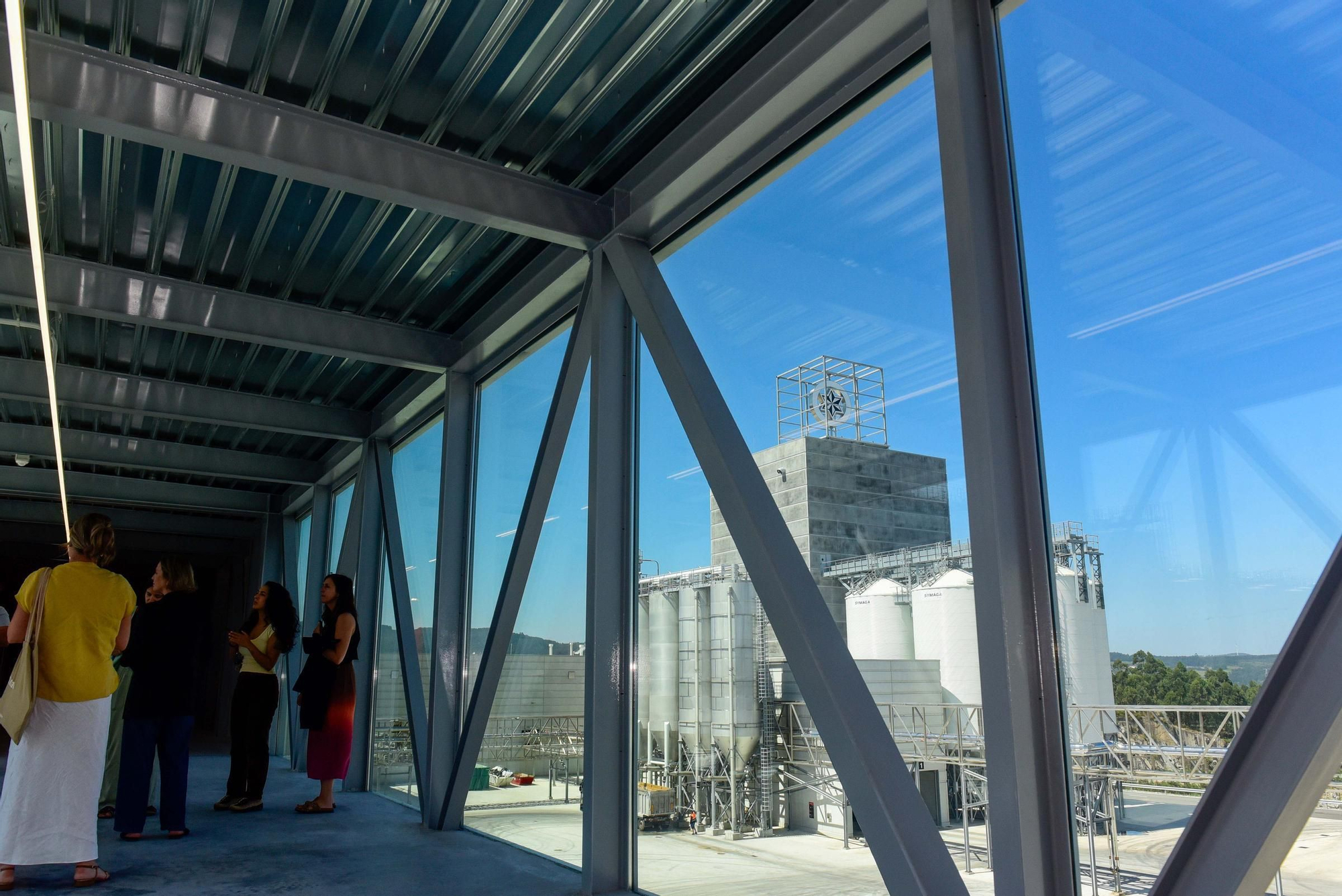 Estrella Galicia estrena 'cocina': visita a las instalaciones de la nueva fábrica en Morás