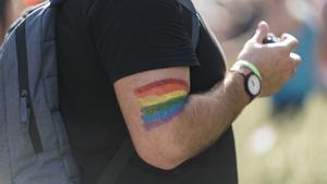 Bandera LGTBI en la manifestación del Pride! BCN