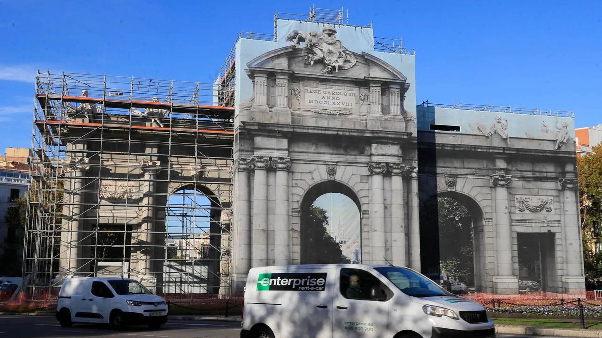 Renovación de la Puerta de Alcalá en Madrid.