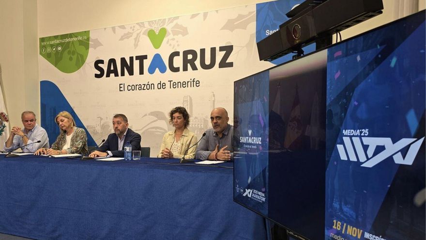 Un momento de la presentación de la Media Maratón de Santa Cruz de Tenerife. | ANDRÉS GUTIÉRREZ