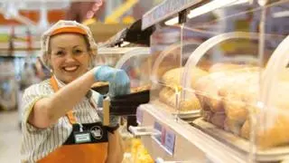 Mercadona ficha por Málaga: tres panificadoras de la provincia suministrarán pan a la cadena