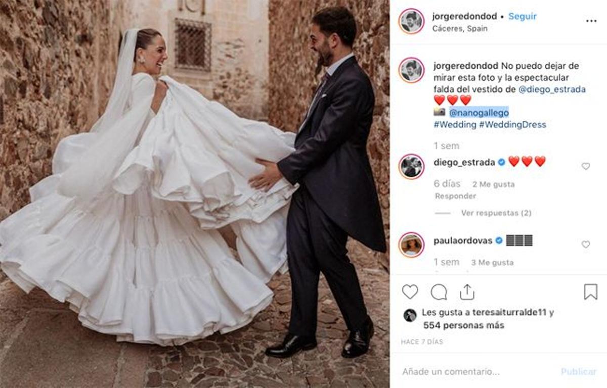 El espectacular vestido de novia con falda de volantes de Diego Estrada