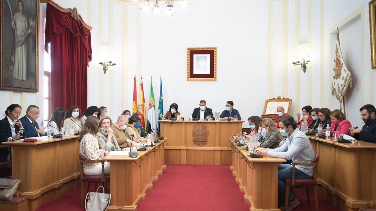 Celebración de un pleno municipal.