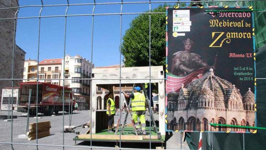 En marcha la instalación de casetas del mercado medieval