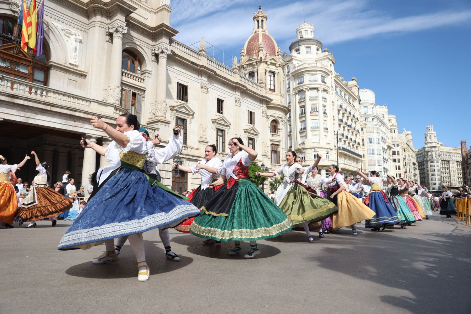 Las Fallas 2024 empiezan bailando