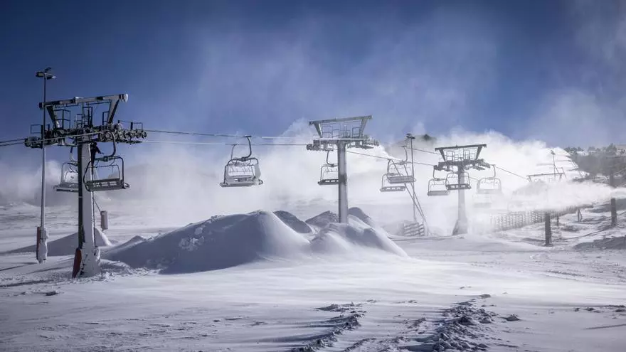 Vídeo | Empieza la temporada de esquí con la apertura de pistas en Formigal